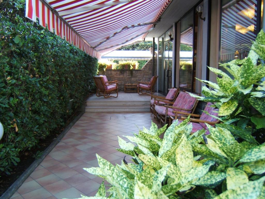 Hotel Matilde Марина ди Маса Екстериор снимка