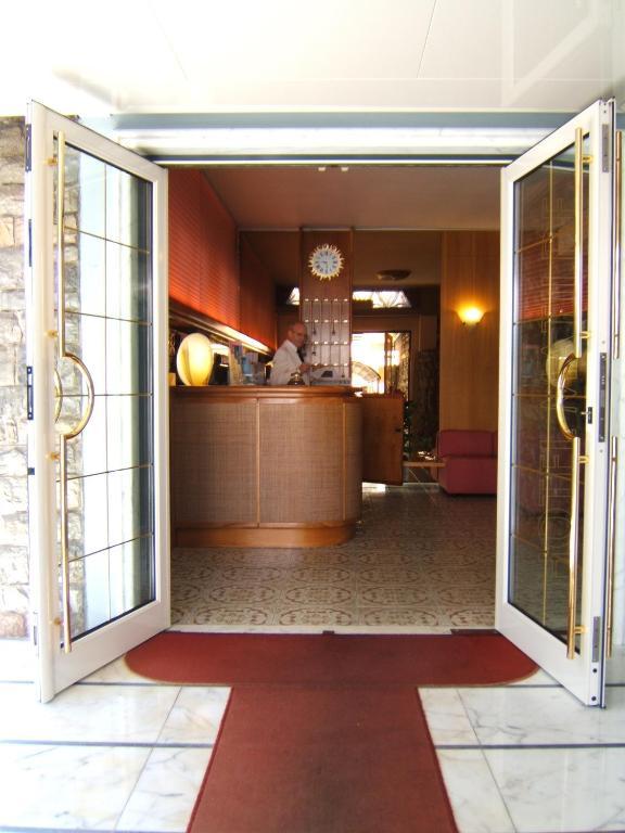 Hotel Matilde Марина ди Маса Екстериор снимка