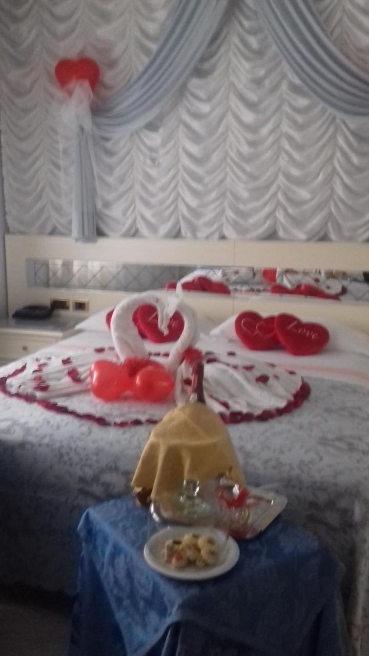Hotel Matilde Марина ди Маса Екстериор снимка