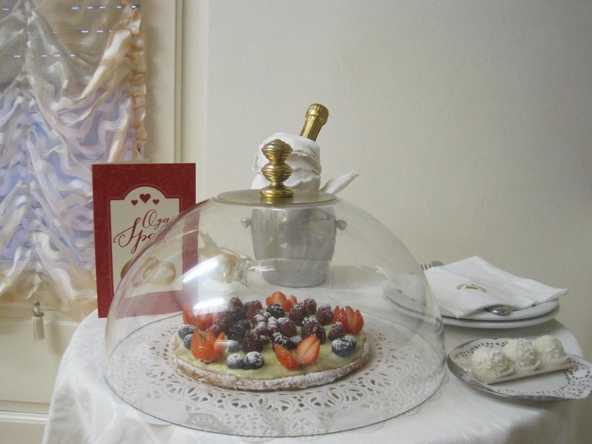 Hotel Matilde Марина ди Маса Екстериор снимка