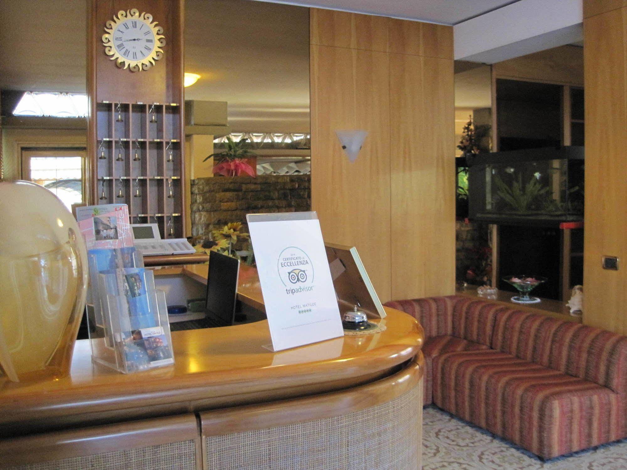Hotel Matilde Марина ди Маса Екстериор снимка