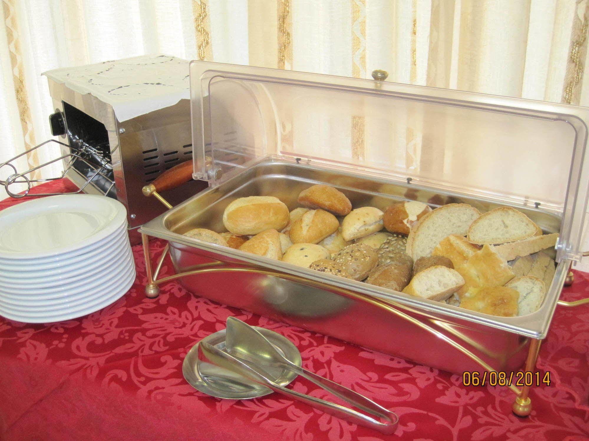 Hotel Matilde Марина ди Маса Екстериор снимка